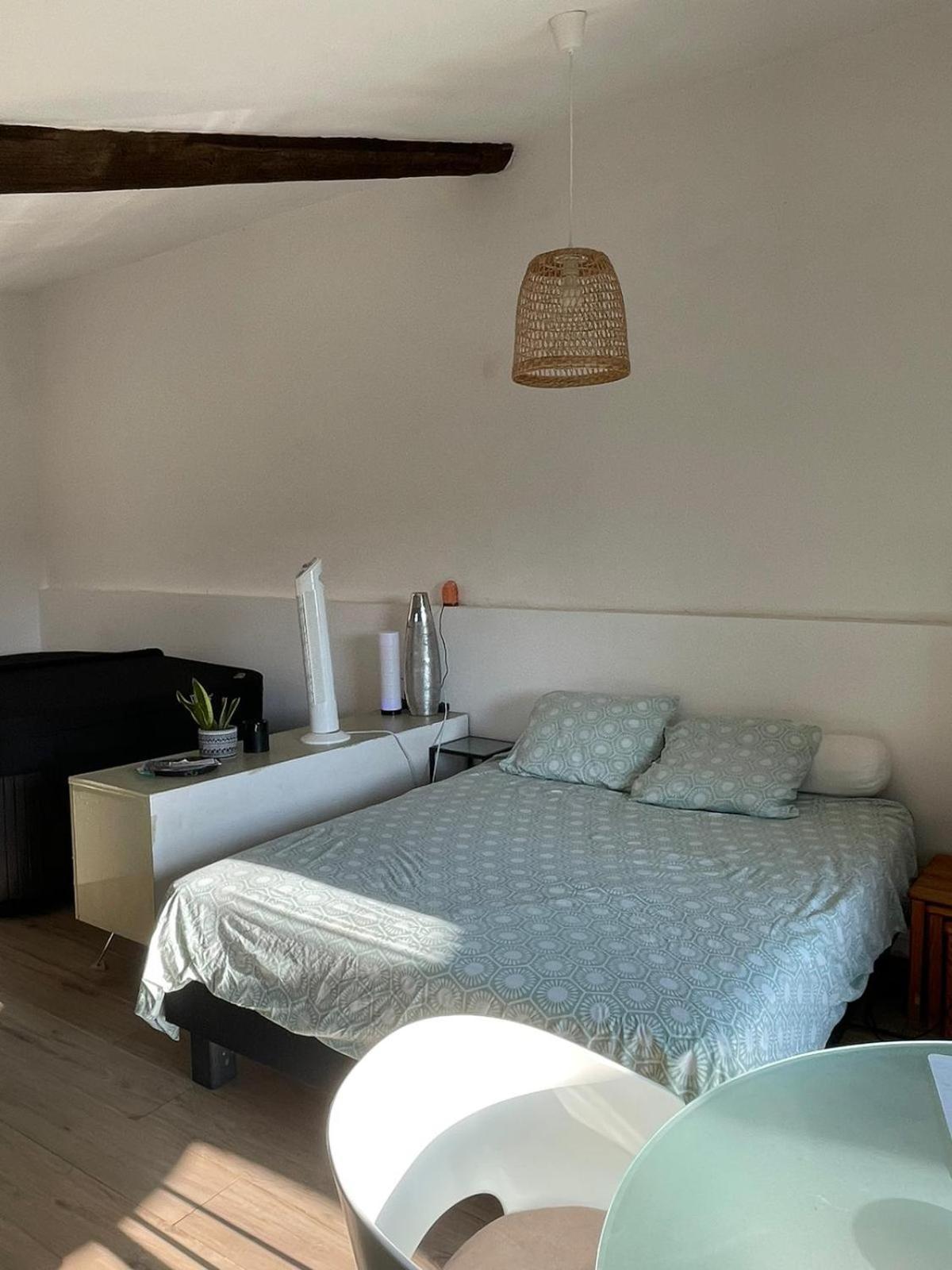 Les Prairies Mas Roux Guest House Raphèle Стая снимка