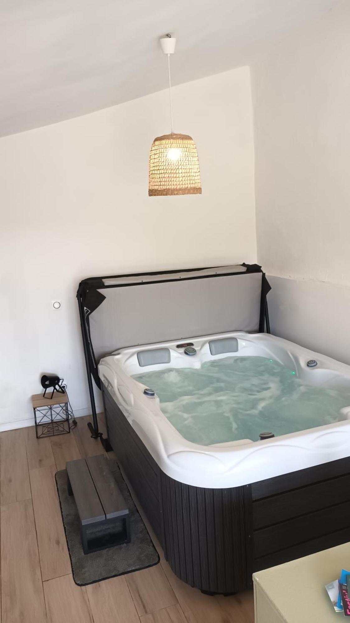 Les Prairies Mas Roux Guest House Raphèle Стая снимка