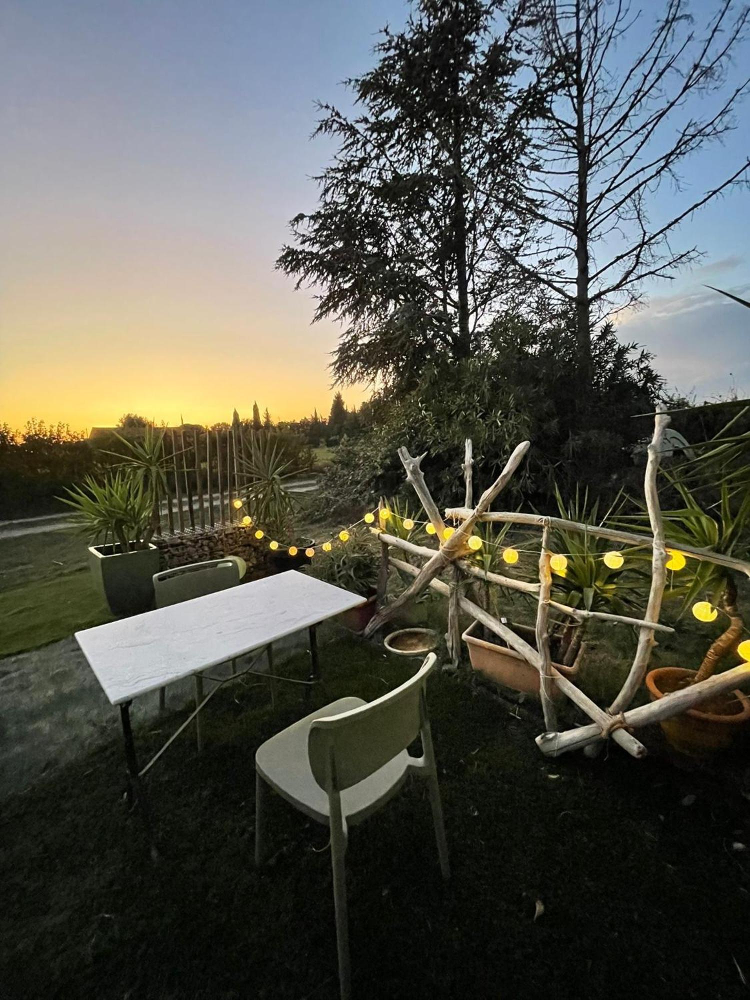 Les Prairies Mas Roux Guest House Raphèle Стая снимка