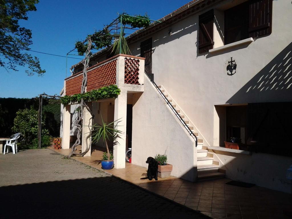Les Prairies Mas Roux Guest House Raphèle Екстериор снимка